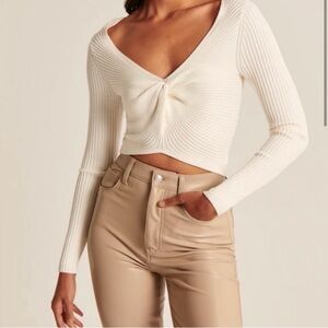 NWOT Abercrombie & Fitch Twist-Front Sweater Top